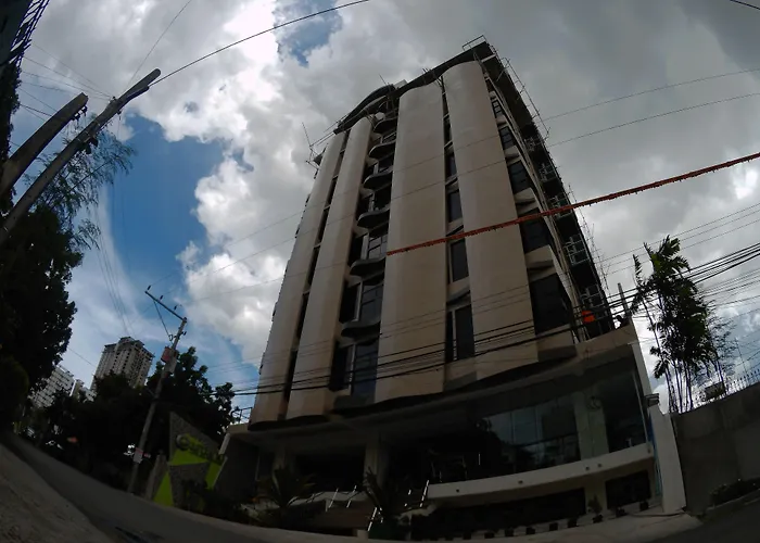 ホテル Eastland And Residences セブ市