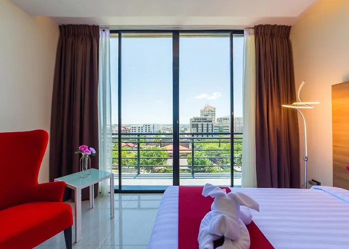 Eastland And Residences 3*